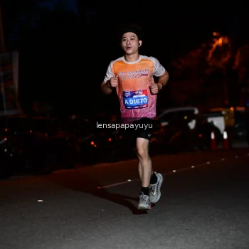 Runner Photo 4097902