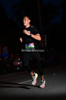 Runner Photo 4097935