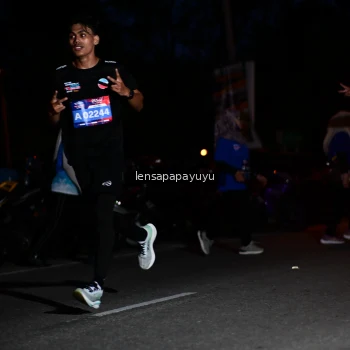 Runner Photo 4097941