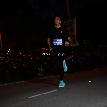 Runner Photo 4097960