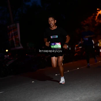 Runner Photo 4098096