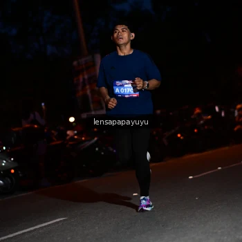 Runner Photo 4098107