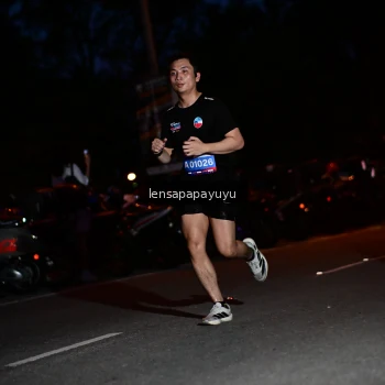 Runner Photo 4098114