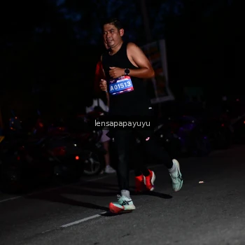 Runner Photo 4098116