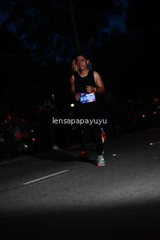 Runner Photo 4098117