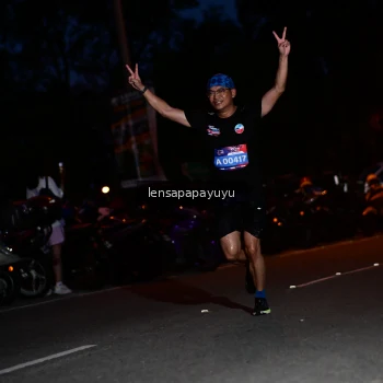 Runner Photo 4098118