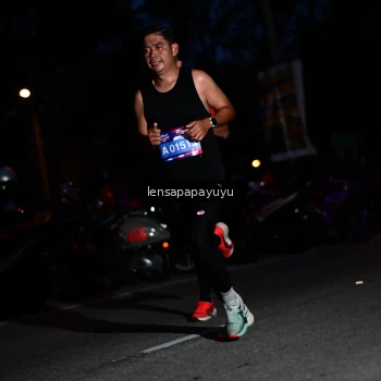 Runner Photo 4098119