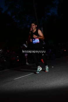 Runner Photo 4098120
