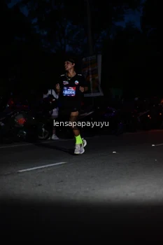 Runner Photo 4098157