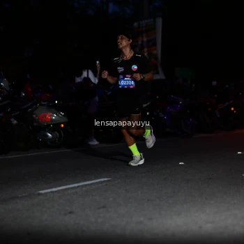 Runner Photo 4098158
