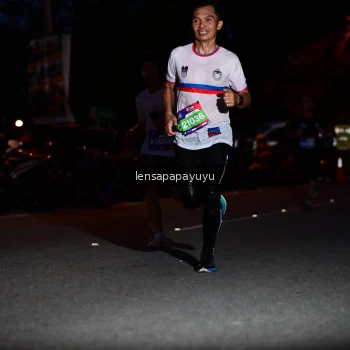 Runner Photo 4098160