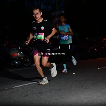 Runner Photo 4098173