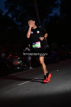 Runner Photo 4098330