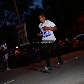 Runner Photo 4098433