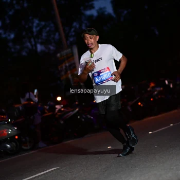Runner Photo 4098438