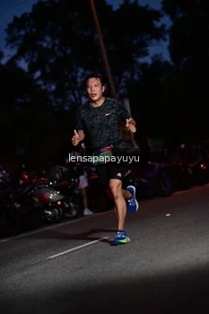Runner Photo 4098455