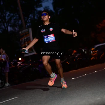 Runner Photo 4098474