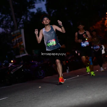 Runner Photo 4098596