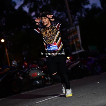 Runner Photo 4098613