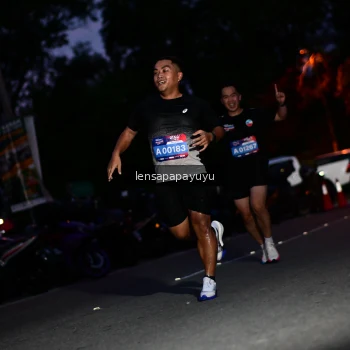 Runner Photo 4098614