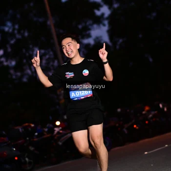 Runner Photo 4098626