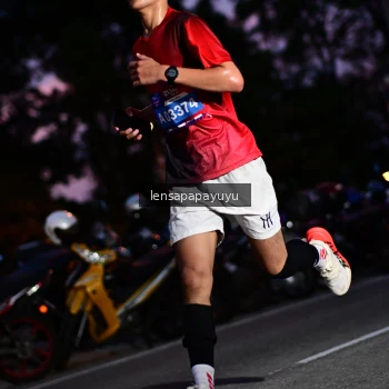 Runner Photo 4098716