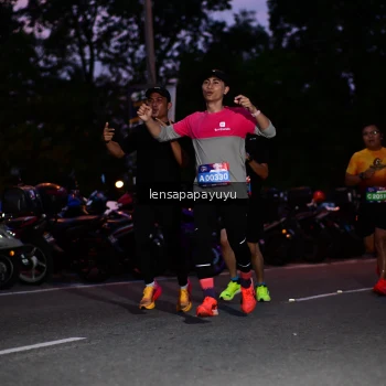 Runner Photo 4098863