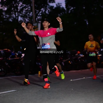 Runner Photo 4098866