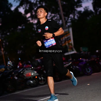 Runner Photo 4098951
