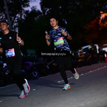 Runner Photo 4098975