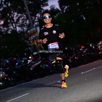 Runner Photo 4098995