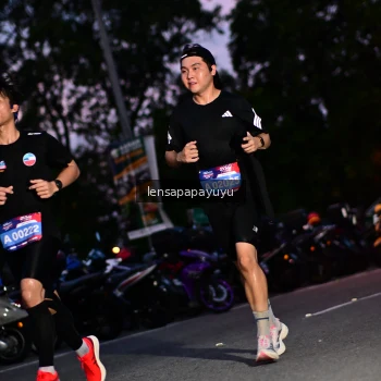 Runner Photo 4099003