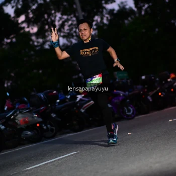Runner Photo 4099009