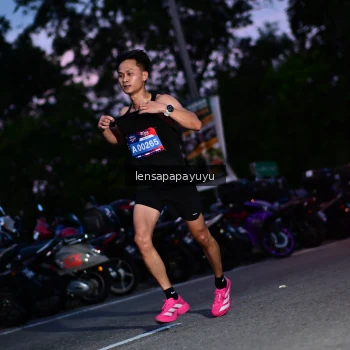 Runner Photo 4099037