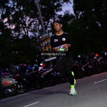 Runner Photo 4099039