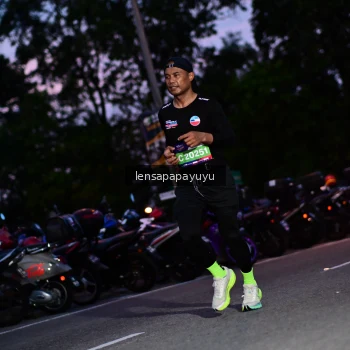 Runner Photo 4099042