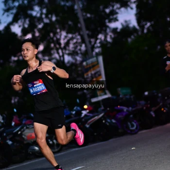 Runner Photo 4099044
