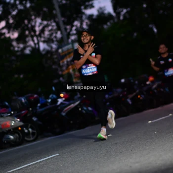 Runner Photo 4099050