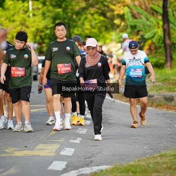 Runner Photo 4099056