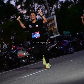 Runner Photo 4099061