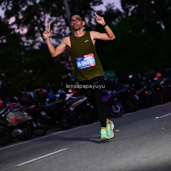 Runner Photo 4099074
