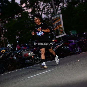 Runner Photo 4099075