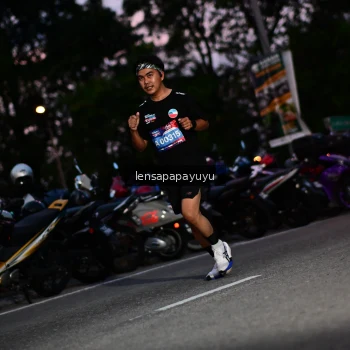 Runner Photo 4099079