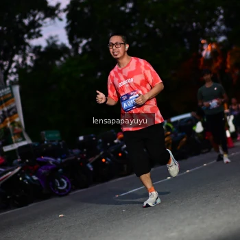 Runner Photo 4099086