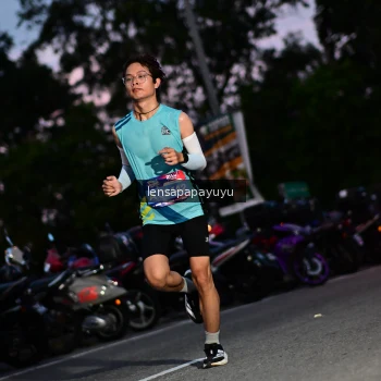 Runner Photo 4099090