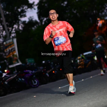Runner Photo 4099092
