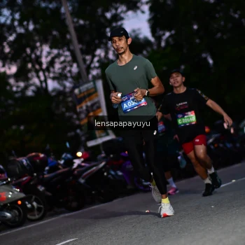 Runner Photo 4099093