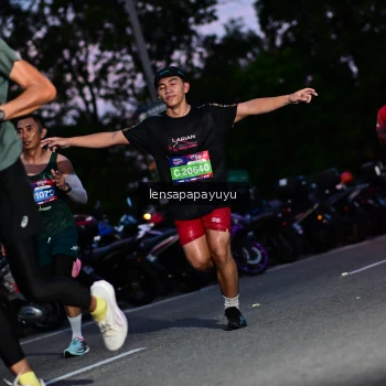 Runner Photo 4099096