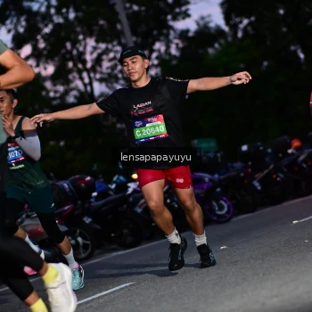 Runner Photo 4099097