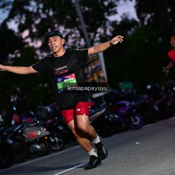 Runner Photo 4099102